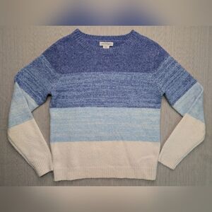 Cupcakes & Cashmere Fuzzy Sweater XS